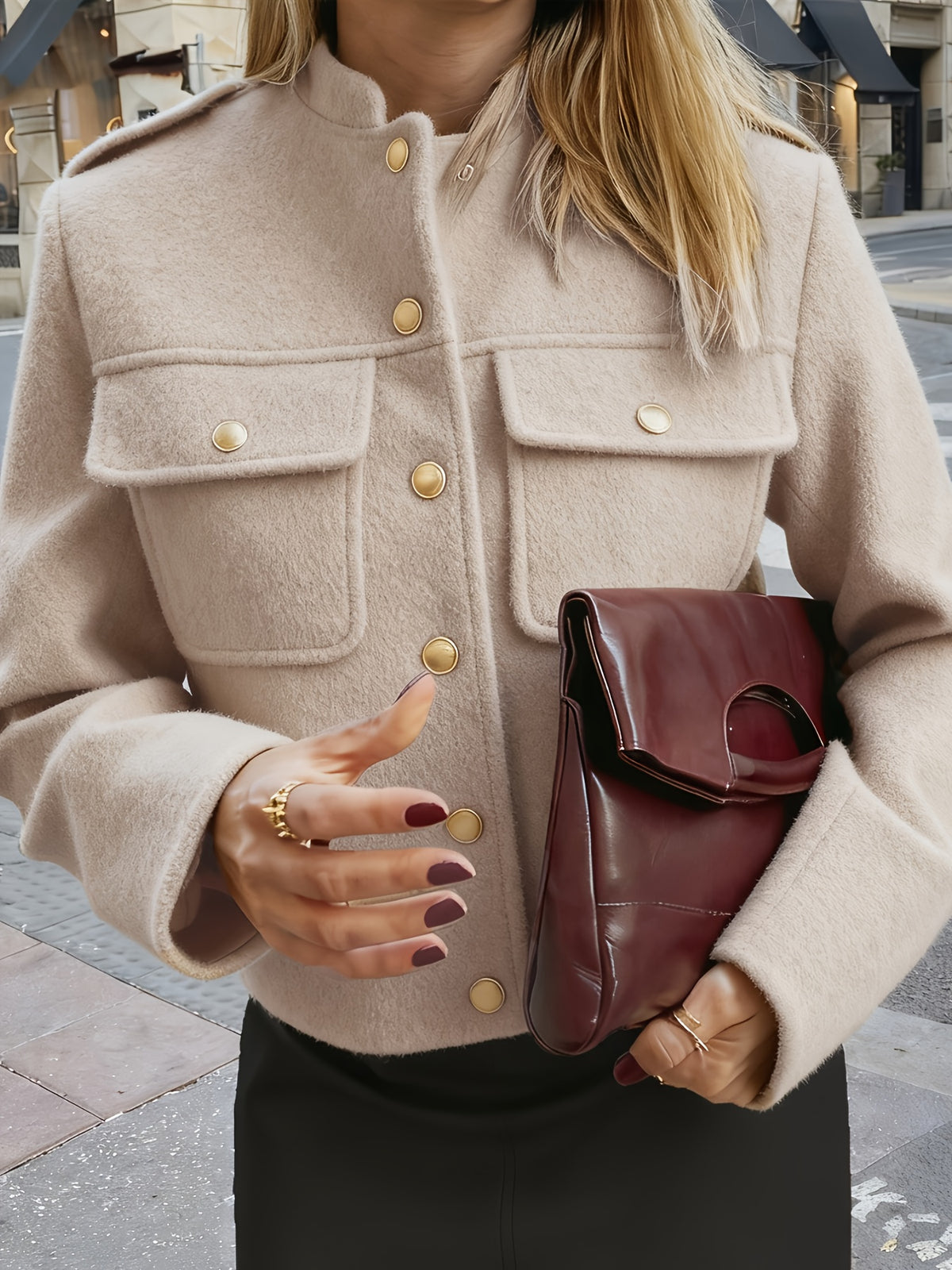 Veste Femme Courte à Boutons Dorés & Poches  Col Montant