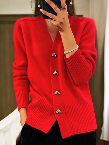 Cardigan Col V Boutons Cœur Femme Finitions Côtelées & Féminité Élégante
