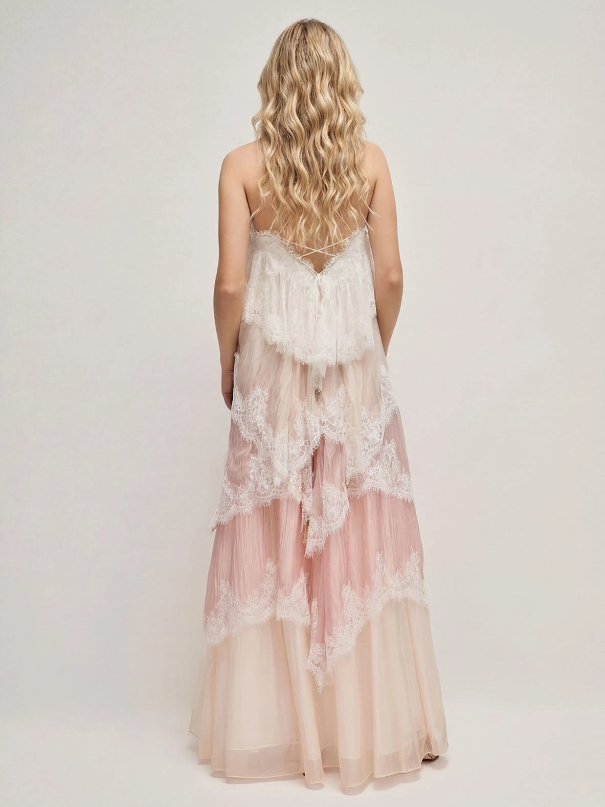 Koriora | Robe Longue Dentelle Romantique Flora — Chiffon & Broderie Florale