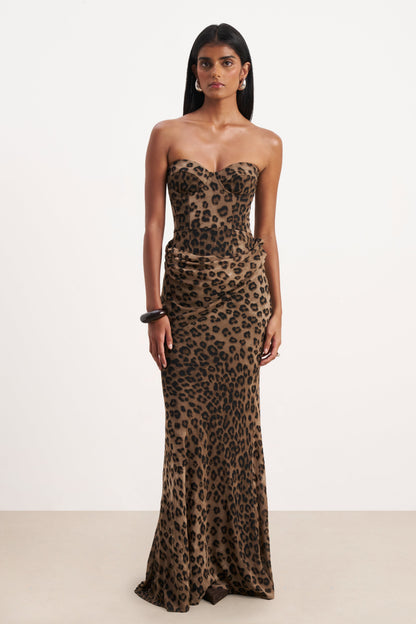 Koriora | Robe Maxi Léopard Chemaine — Corset Sculptant & Drapé Sweetheart