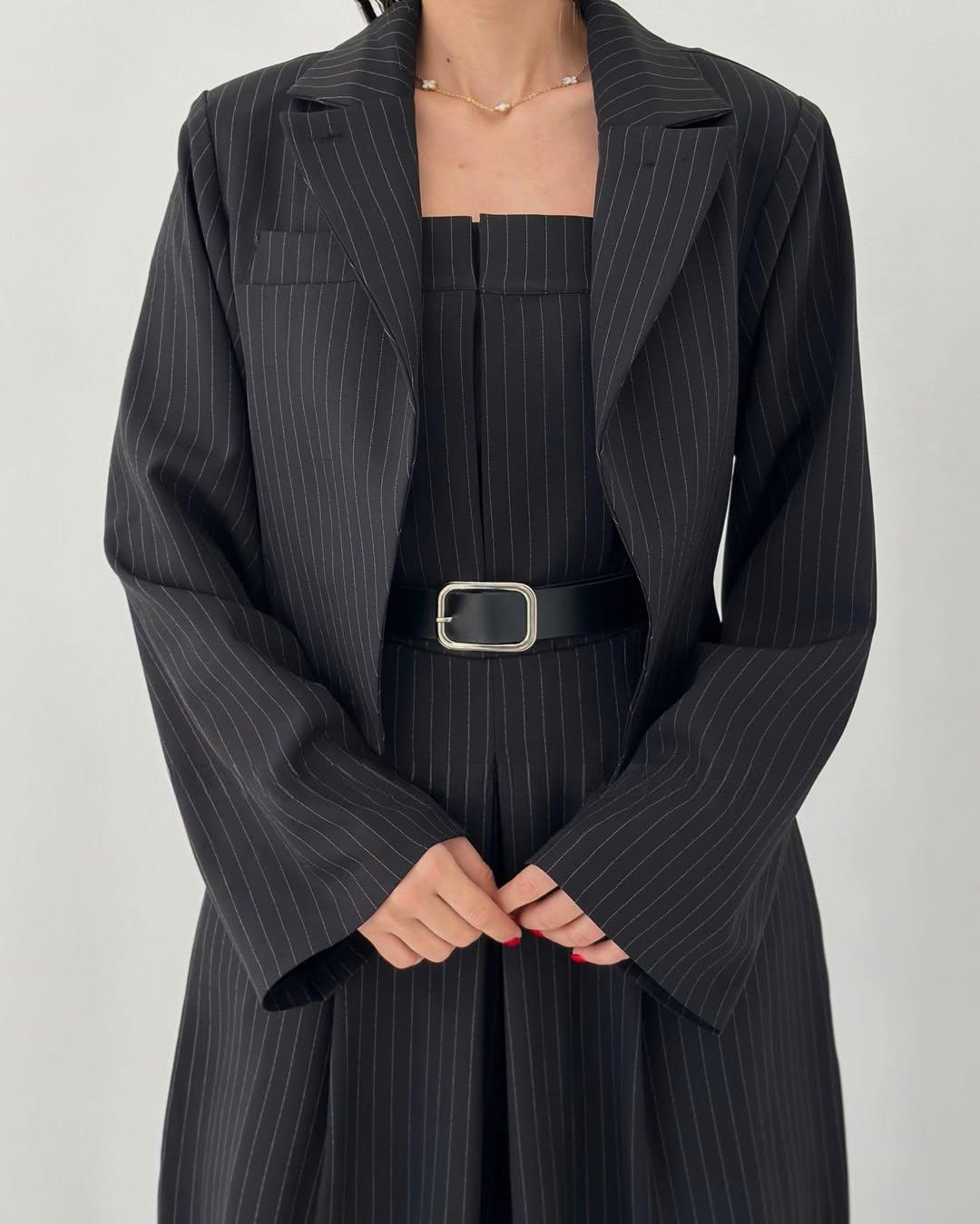 Koriora | Combinaison Tailleur 3 Pièces Noire — Bustier Structuré, Pantalon Large & Veste Coordonnée