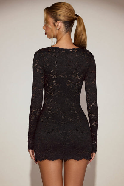 Koriora | Robe Mini Dentelle Elin — Col Carré & Manches Longues Élégantes