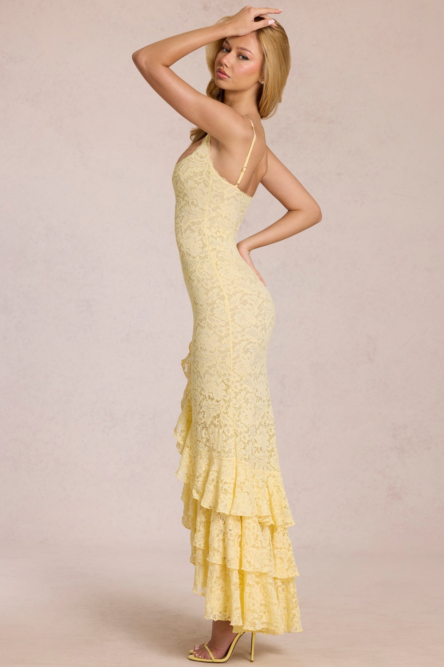 Koriora | Robe Longue Dentelle Elin — Bustier Élégant & Fente Haute