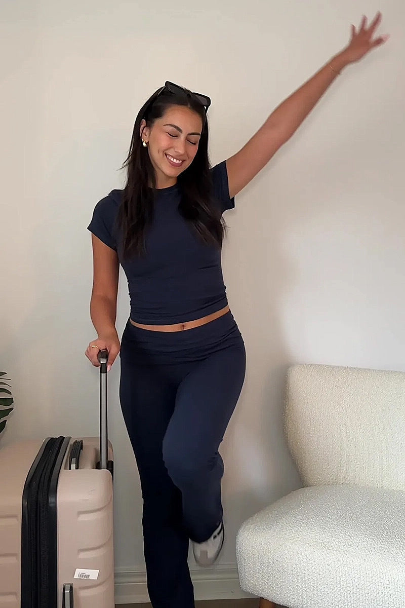 Koriora | Ensemble Femme 2 Pièces – Haut Ajusté & Pantalon Évasé | Confort & Style Tendance