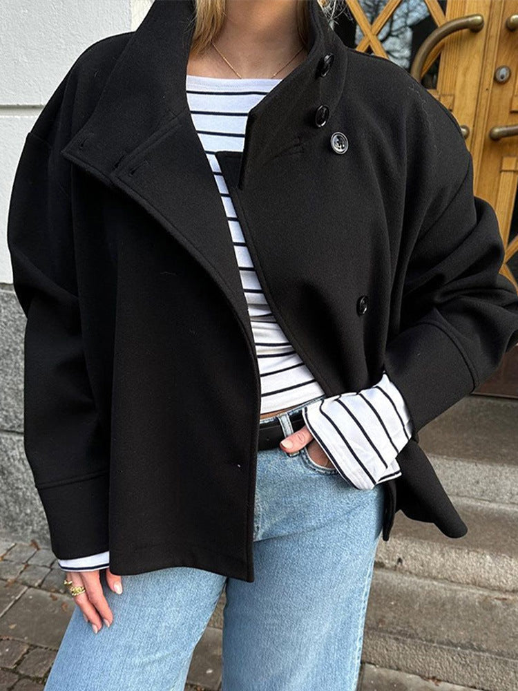 Veste Femme Courte Oversize à Col Montant  Boutonnée & Coupe Ample