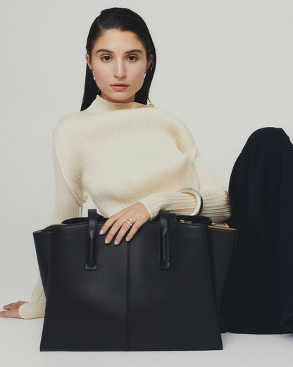Koriora | Tote Bag Caroline — Design Intemporel & Élégance Fonctionnelle