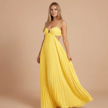 Koriora | Robe Longue Halter Plissée Soléna — Jupe Fluide & Élégance Solaire