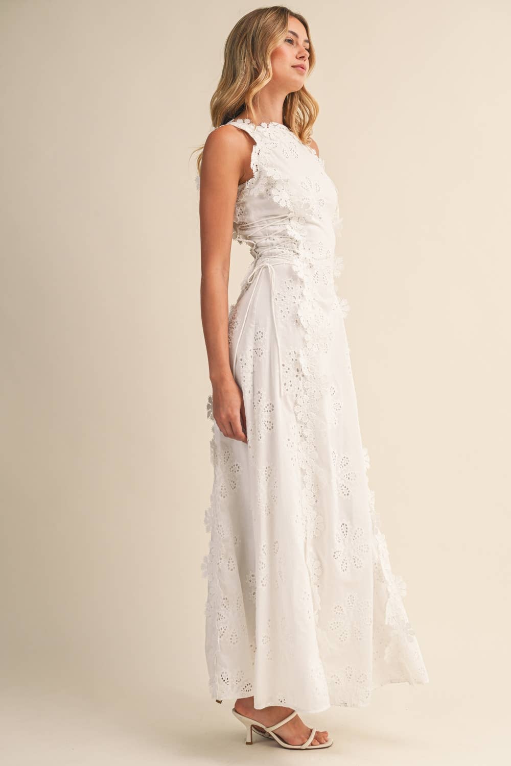 Koriora | Robe Longue Dentelle Blanche Celeste