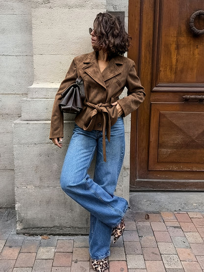 Veste Femme Marron Effet Daim à Ceinture – Coupe Courte & Col à Revers