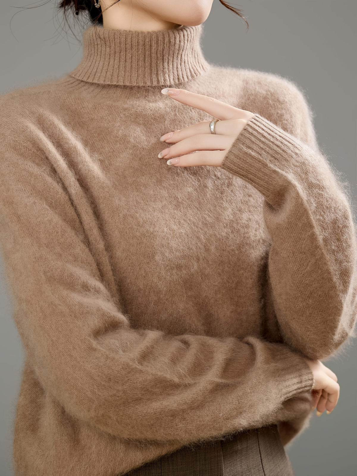 Women's Roll-Neck Jumper – Soft Knit and Relaxed Fit