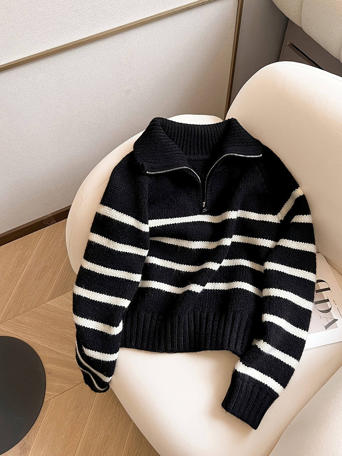 Pull Femme Rayé à Col Zippé en Maille Épaisse