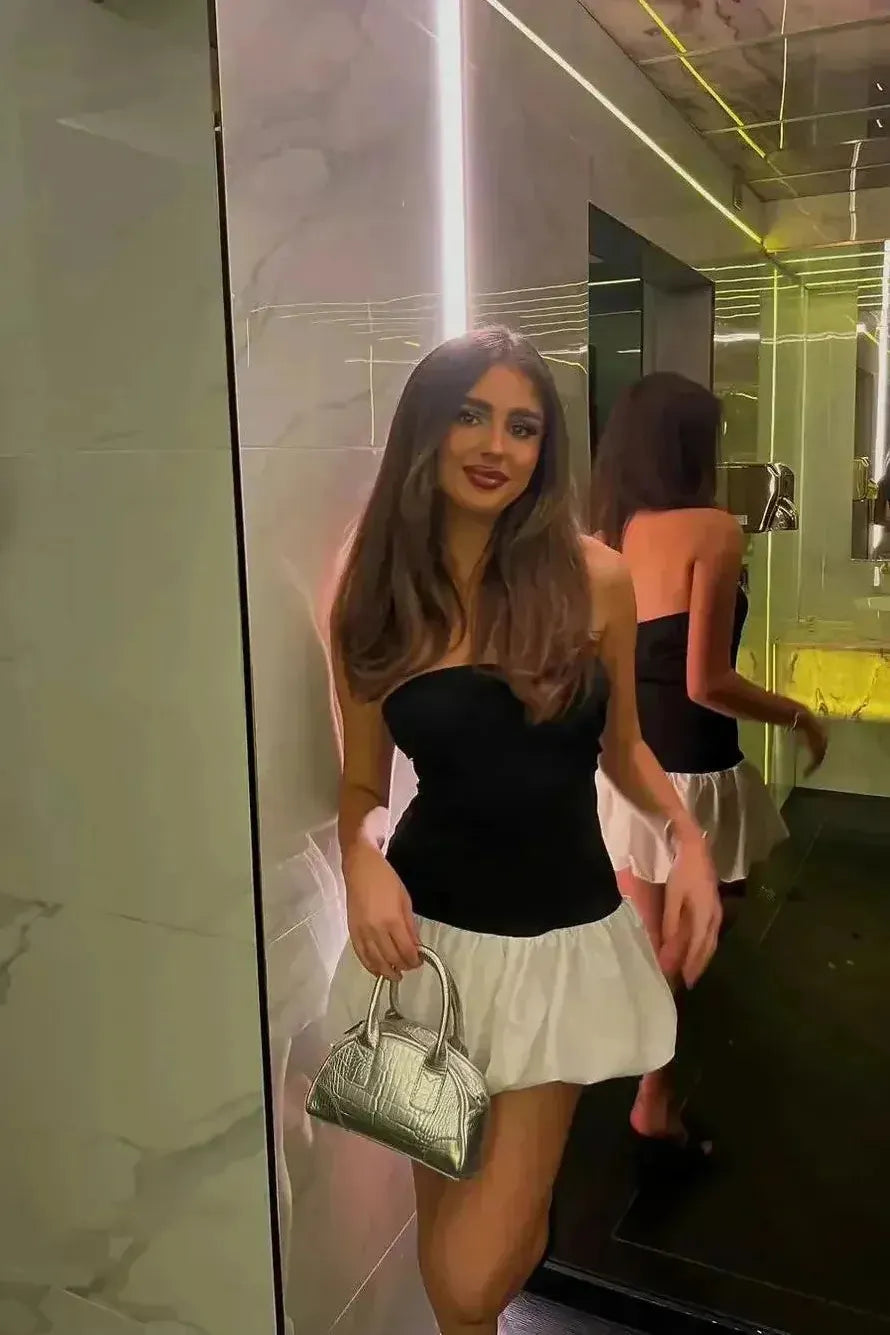Danielle - Robe mini à ourlet bouffant