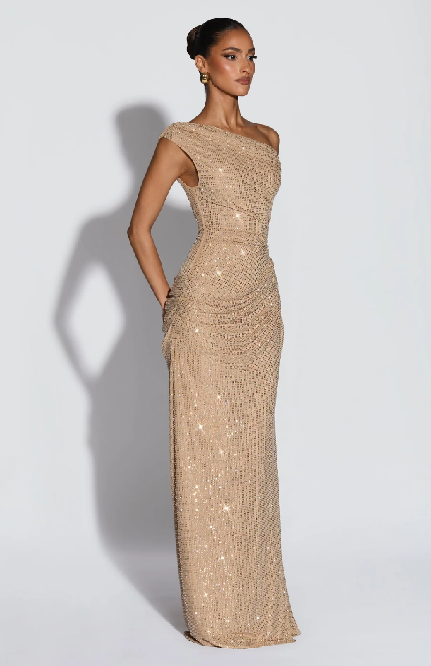 Koriora  | Robe Longue Pailletée Épaule Dénudée Élégante