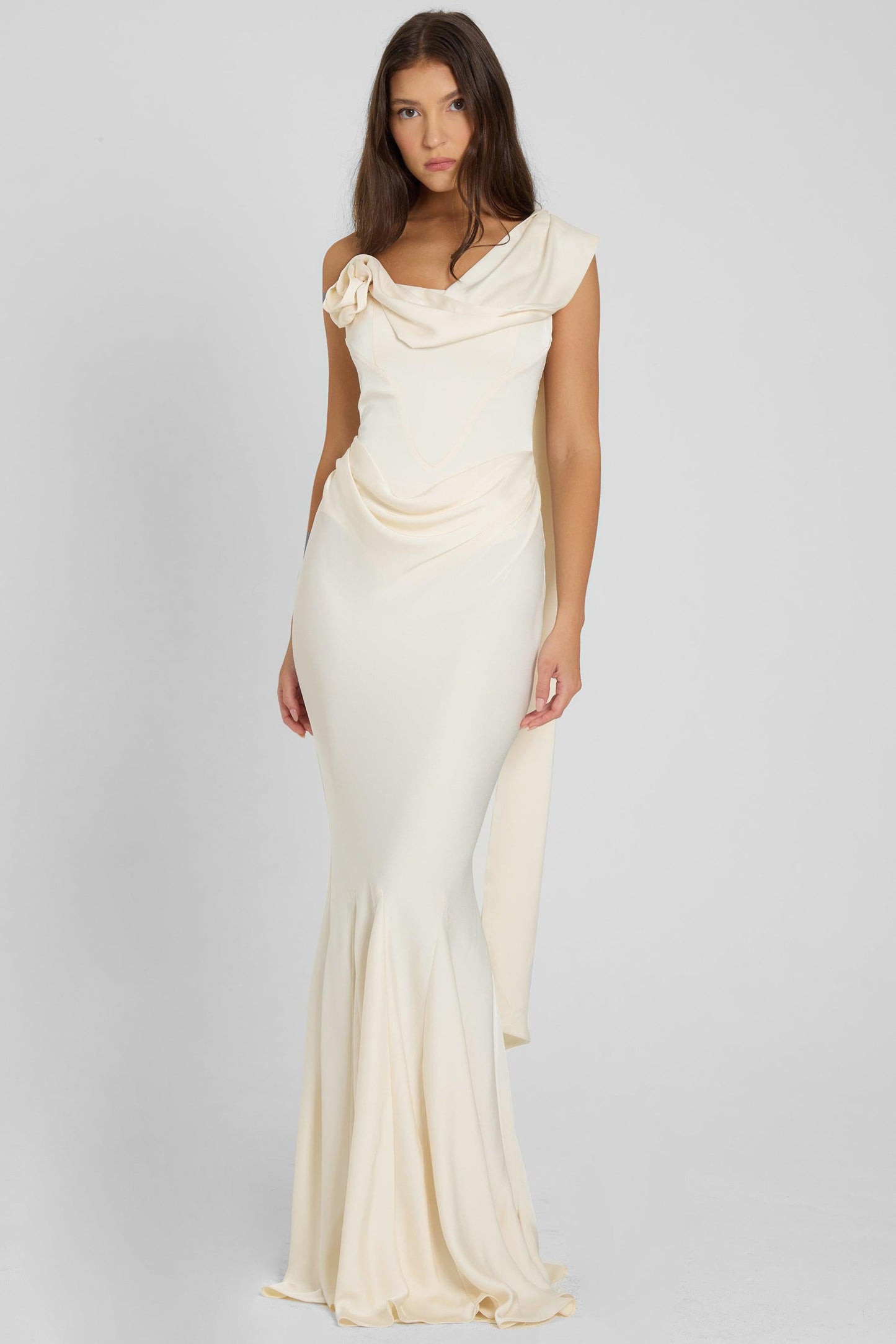 Koriora | Robe Maxi Céline — Corset Satiné & Rosette Épaule Romantique