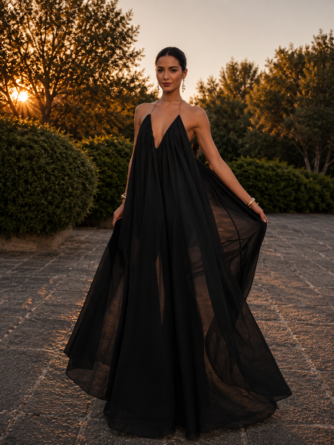 Koriora | Robe Longue Fluide Dos Nu Chaîne Dorée