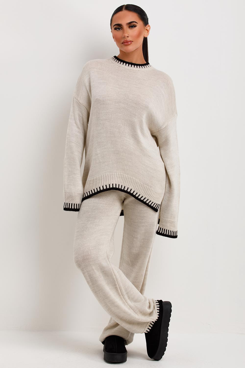 Koriora | Ensemble Knit Marelle Beige – Ensemble Femme 2 Pièces Maille | Cardigan Boutonné & Mini Jupe Cozy Chic