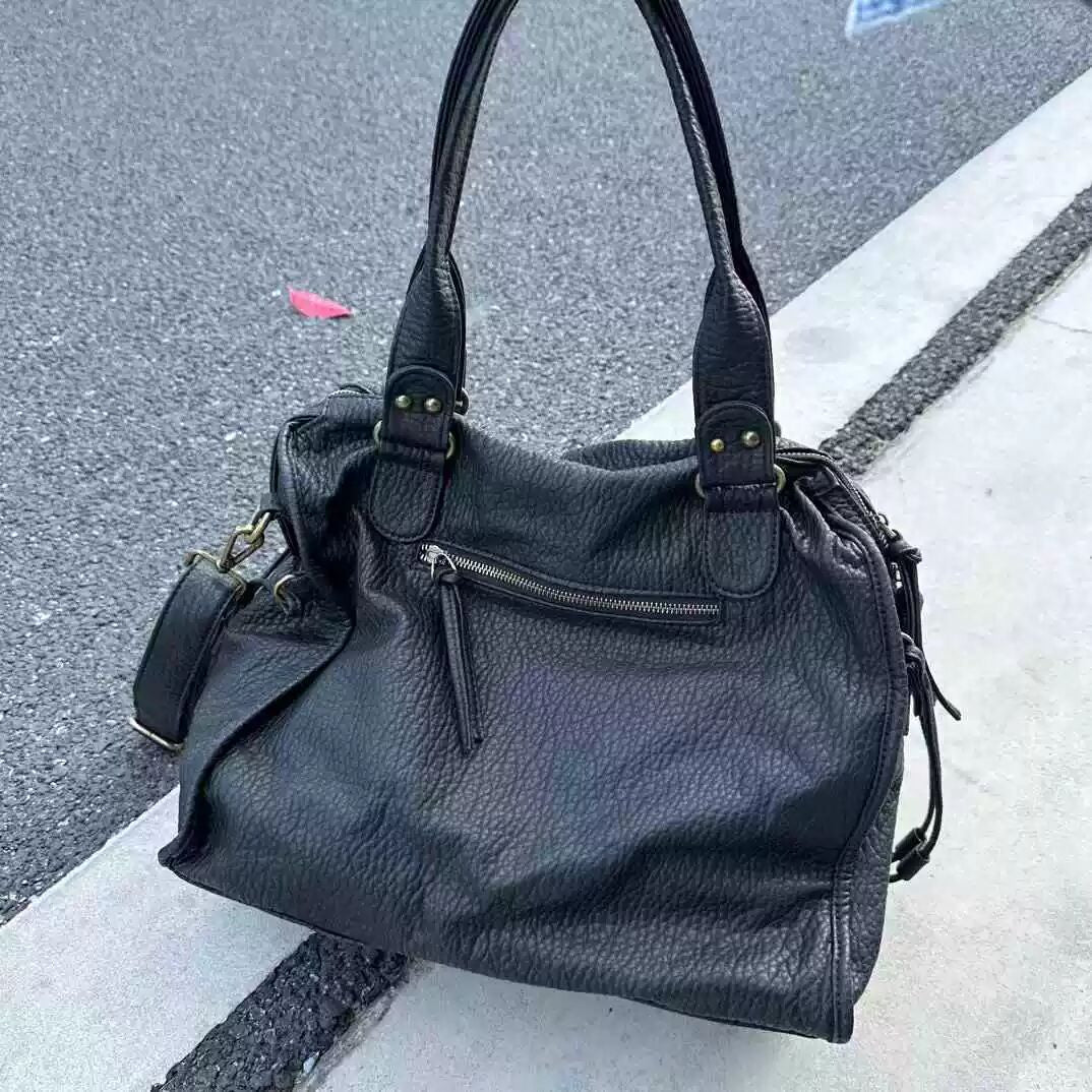 Koriora | Sac City Calouna — Design Urbain Chic & Polyvalence Quotidienne