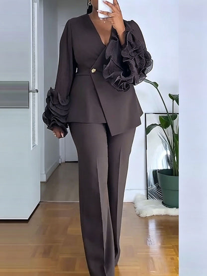 Koriora | Ensemble Tailleur Delphine — Manche Asymétrique Volantée & Veste Cache-Cœur Peplum