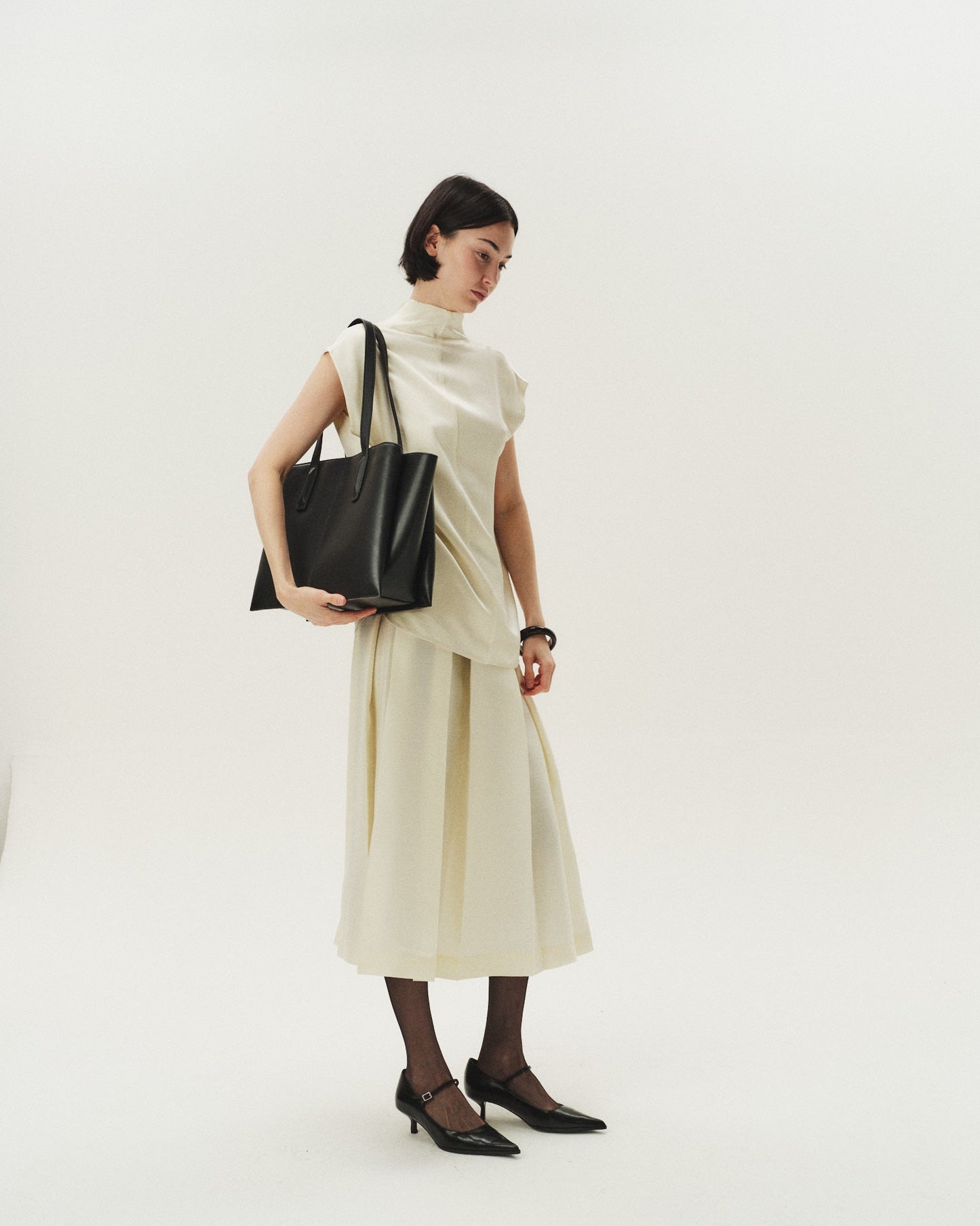 Koriora | Tote Bag Caroline — Design Intemporel & Élégance Fonctionnelle