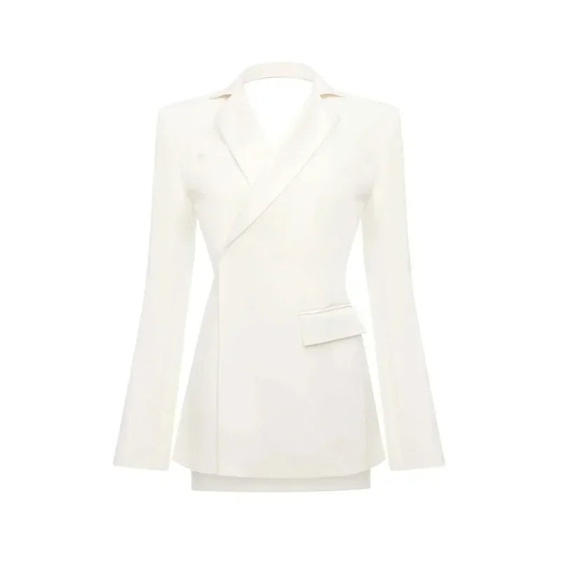 Koriora | Blazer Elure Blanc — Dos Ouvert Sensuel & Coupe Féminine Élégante