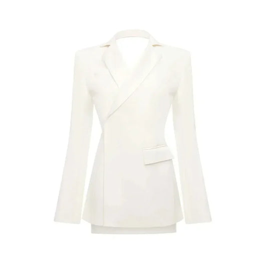 Koriora | Blazer Elure Blanc — Dos Ouvert Sensuel & Coupe Féminine Élégante