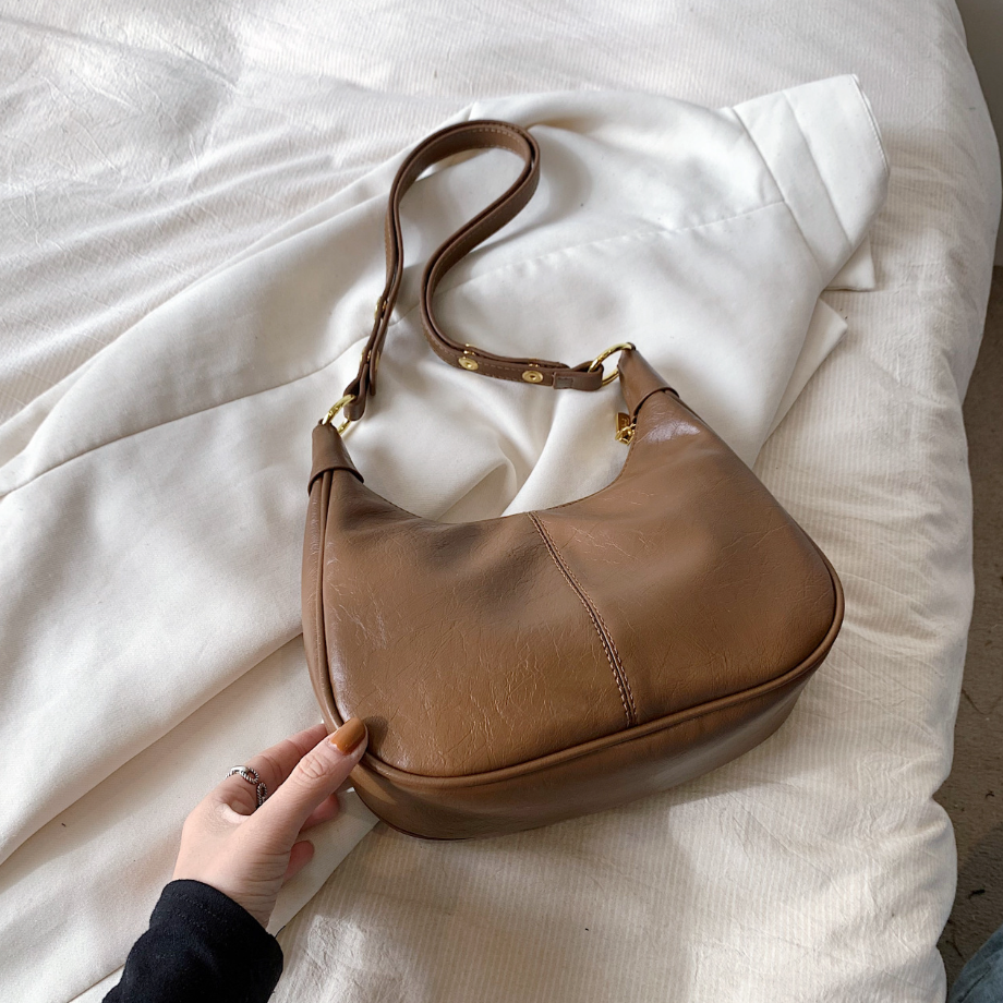 Koriora | Sac Besace Cuir Vegan Cordoba — Vintage & Quincaillerie Dorée