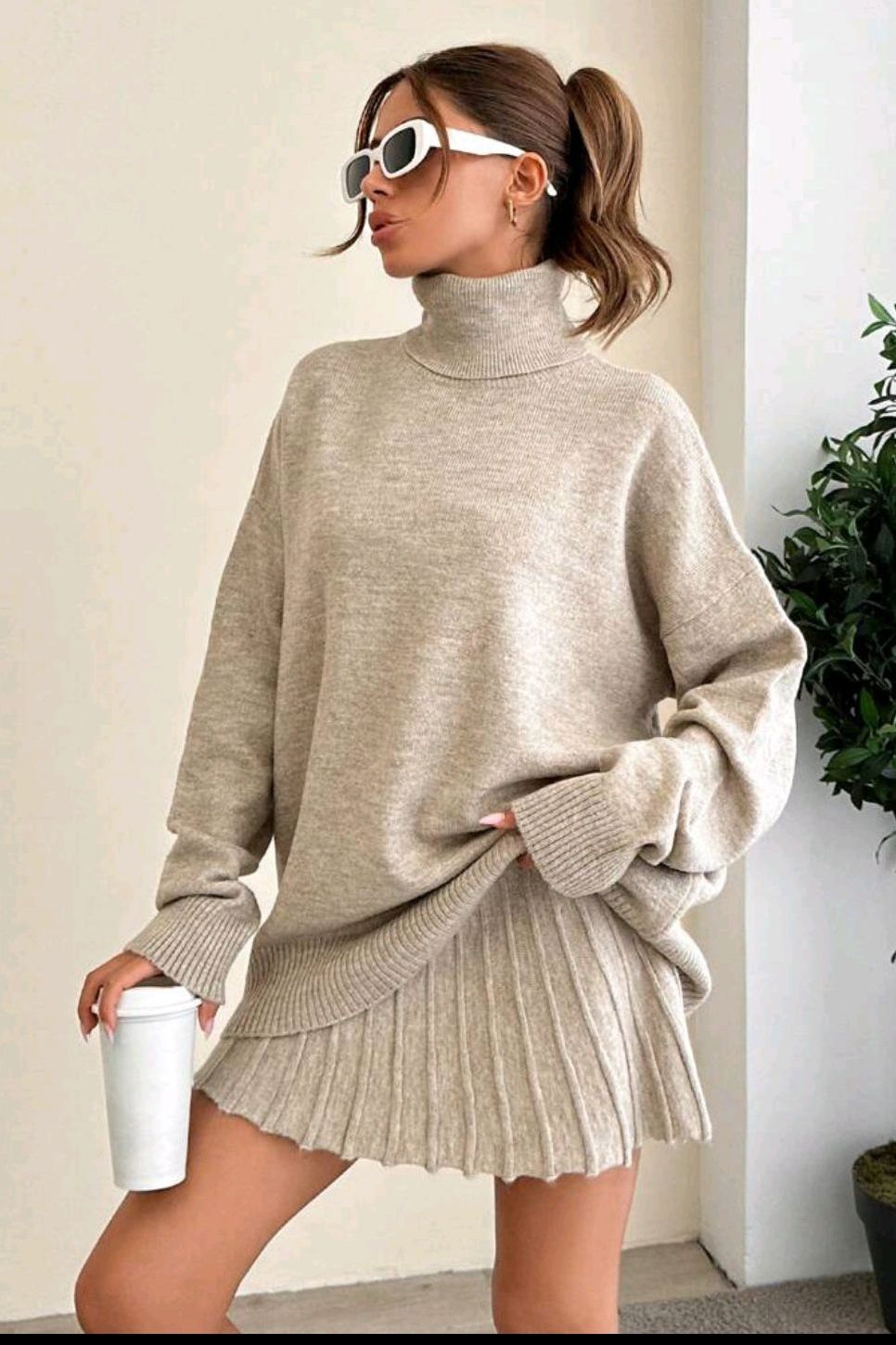 Koriora | Ensemble 2 Pièces Emily Chocolat — Col Roulé Oversize & Jupe Plissée Automne