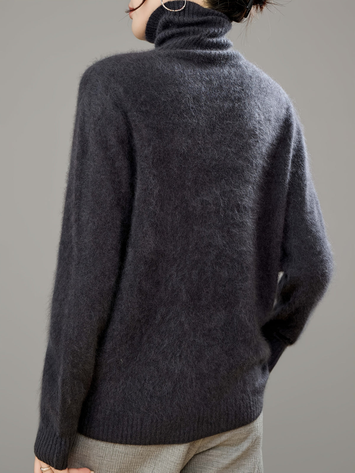 Women's Roll-Neck Jumper – Soft Knit and Relaxed Fit