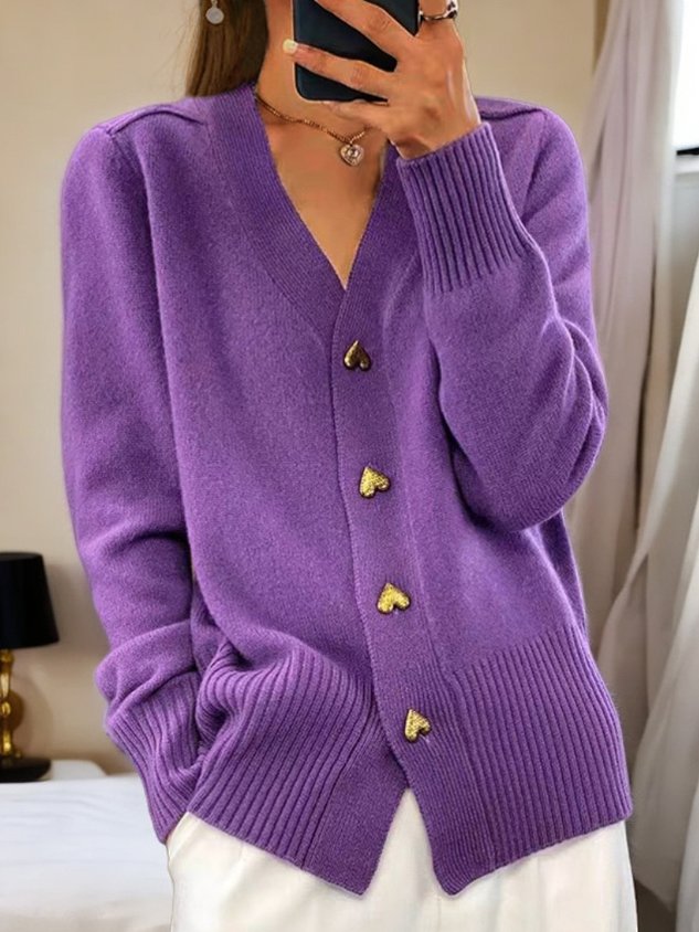 Cardigan Col V Boutons Cœur Femme Finitions Côtelées & Féminité Élégante