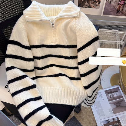 Pull Femme Rayé à Col Zippé en Maille Épaisse