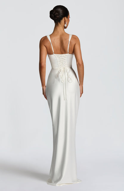 Koriora | Robe longue satinée Yolanthe
