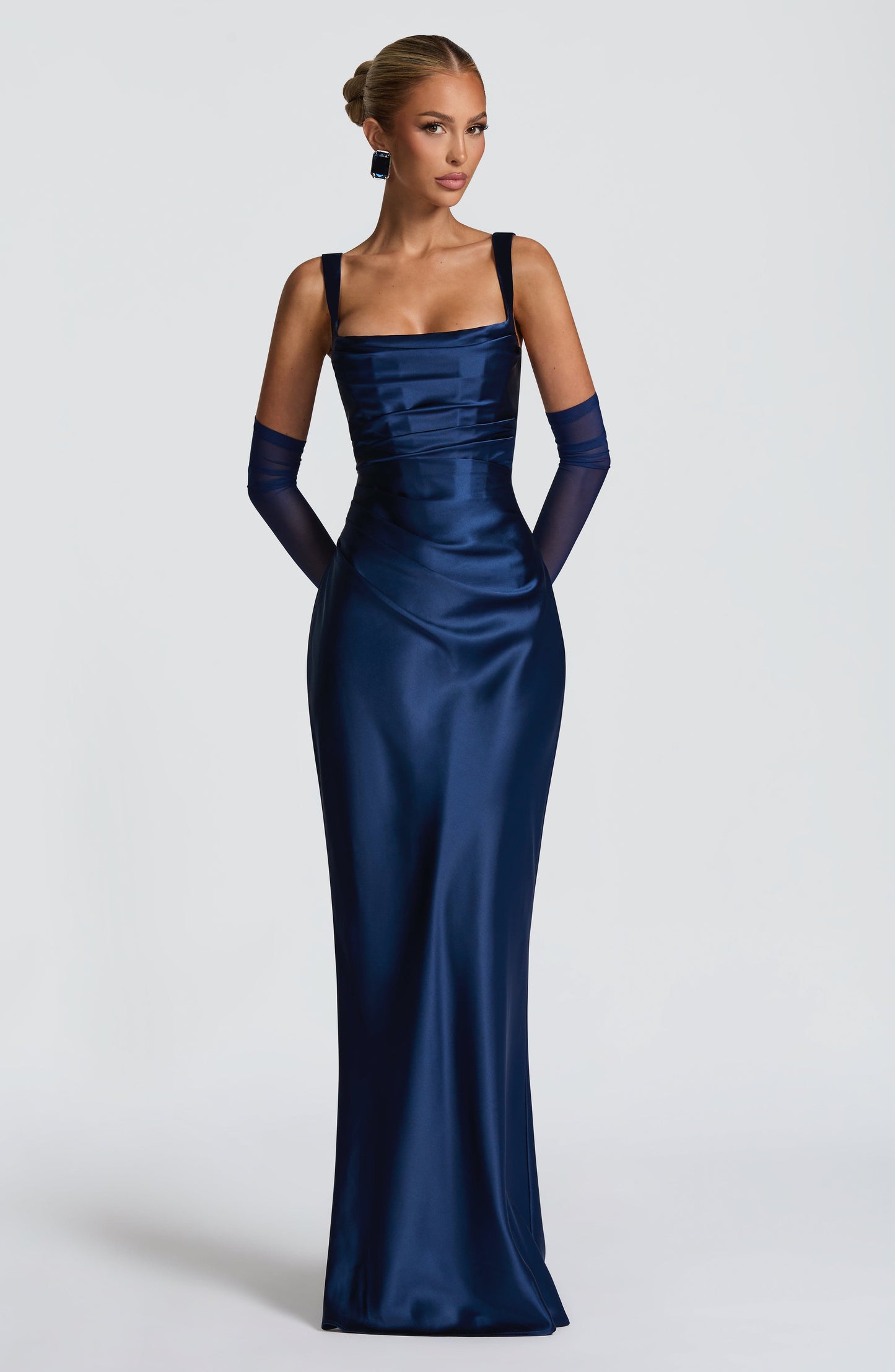 Koriora | Robe longue satinée Yolanthe