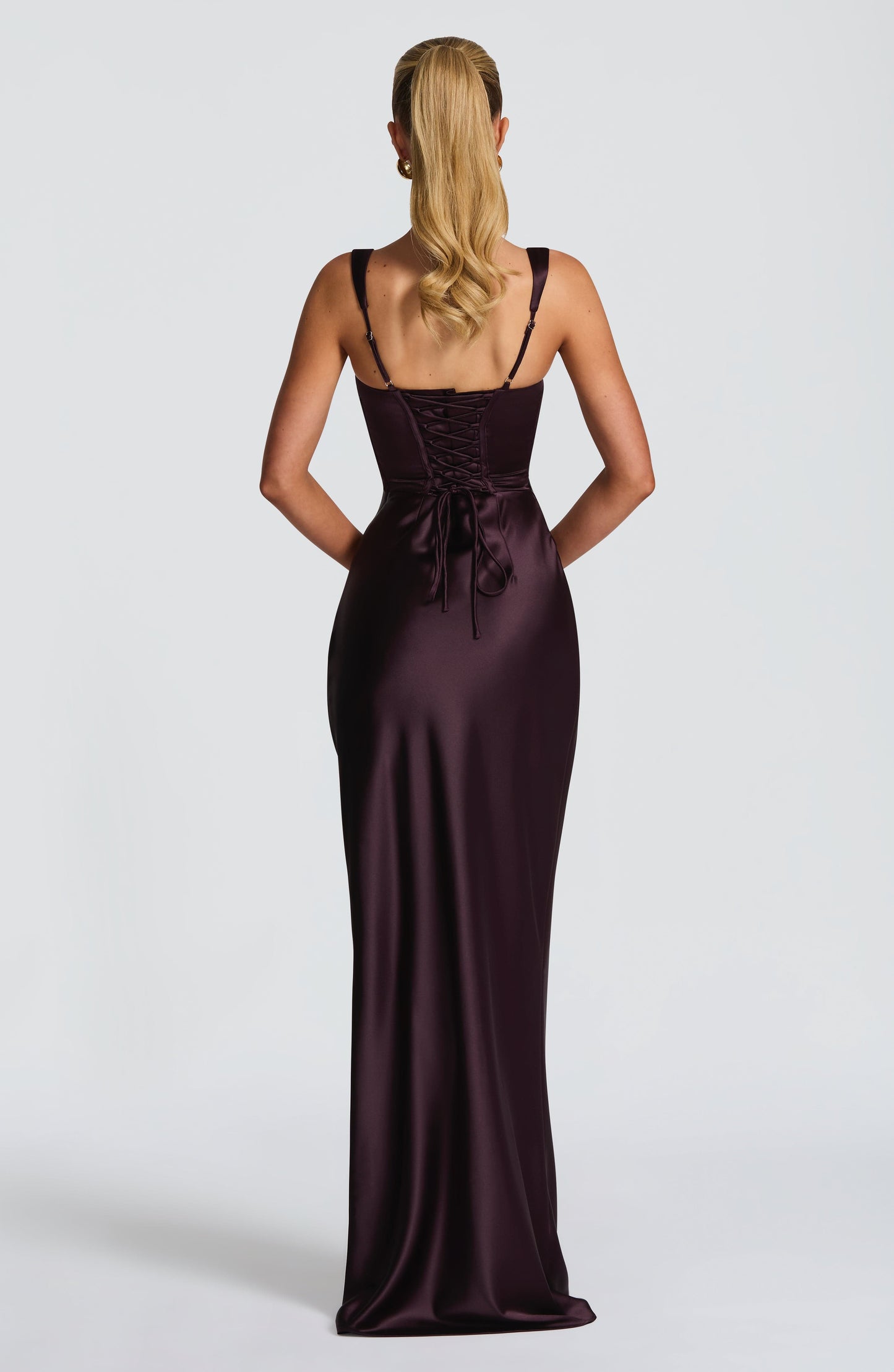 Koriora | Robe longue satinée Yolanthe