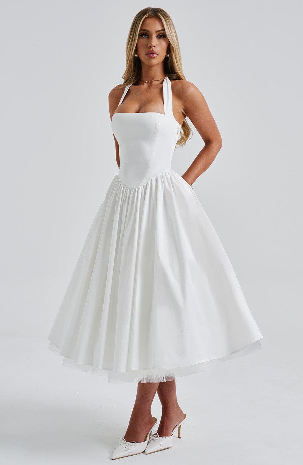 Koriora | Robe Midi Blanche Élégante à Bretelles Jacky