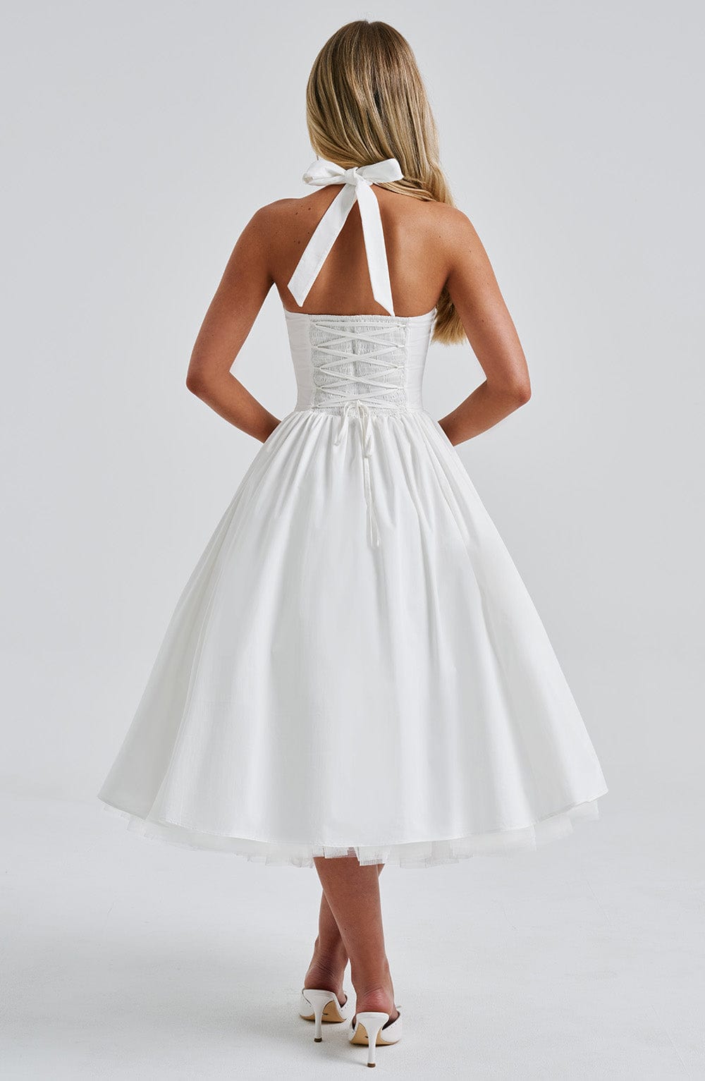 Koriora | Robe Midi Blanche Élégante à Bretelles Jacky