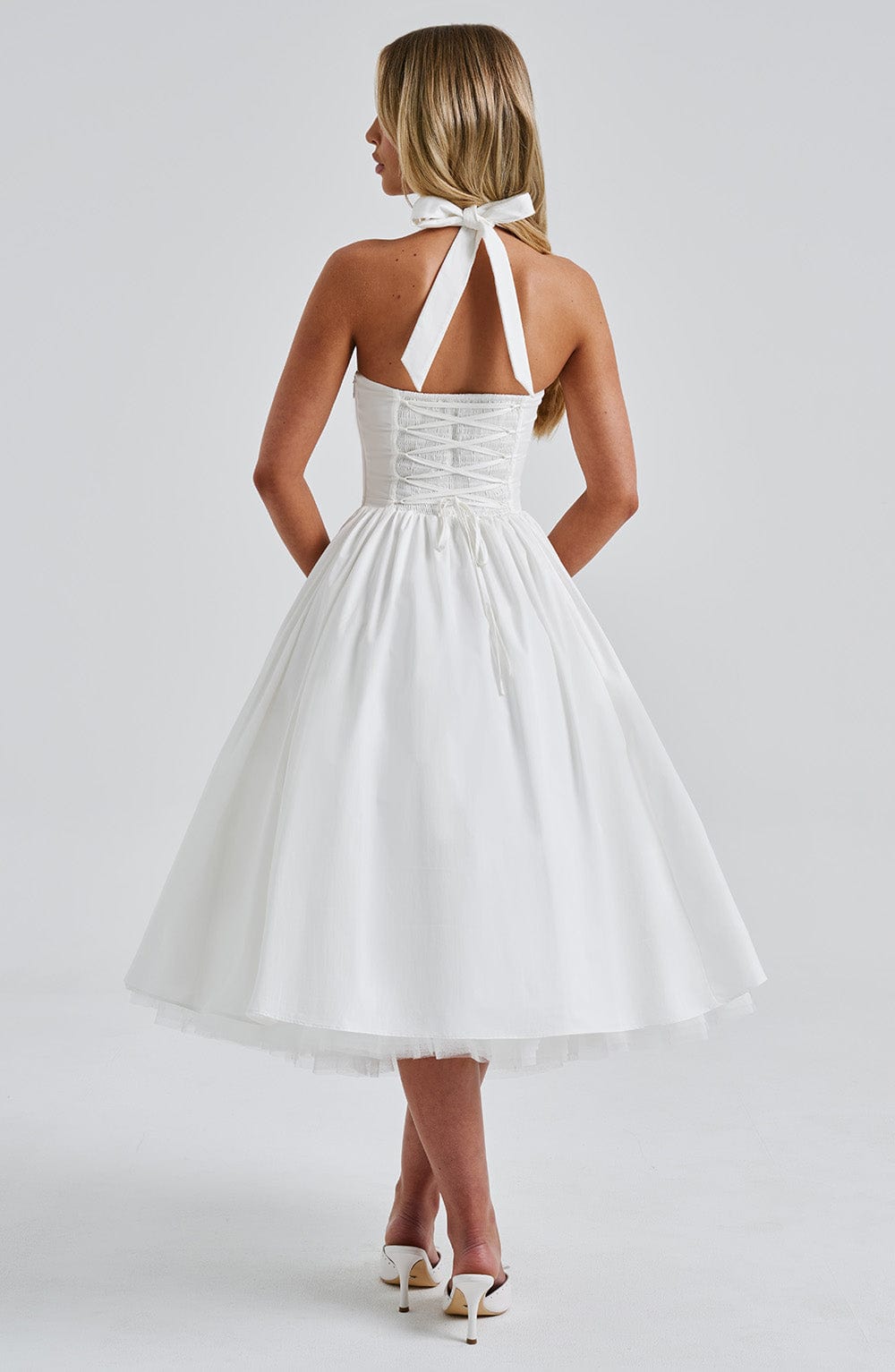 Koriora | Robe Midi Blanche Élégante à Bretelles Jacky