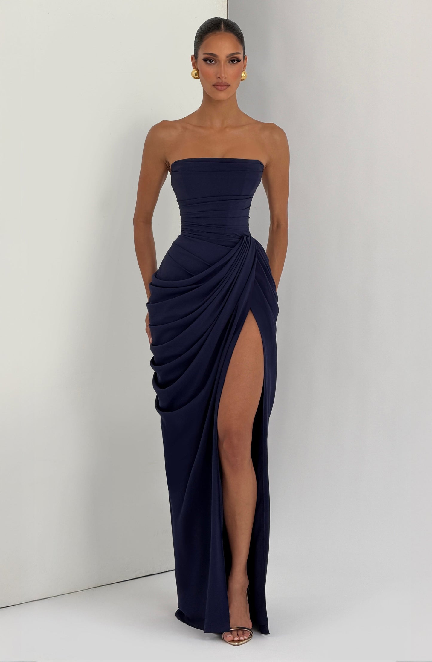 Koriora | Robe Maxi Bustier Lois — Corset Sculpté & Fente Haute Chiffon