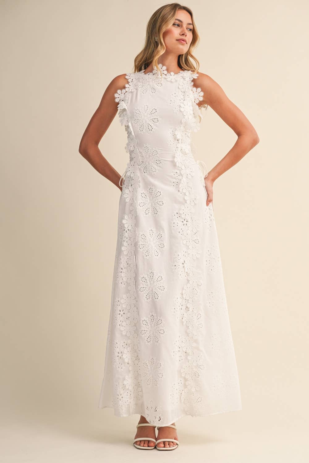 Koriora | Robe Longue Dentelle Blanche Celeste