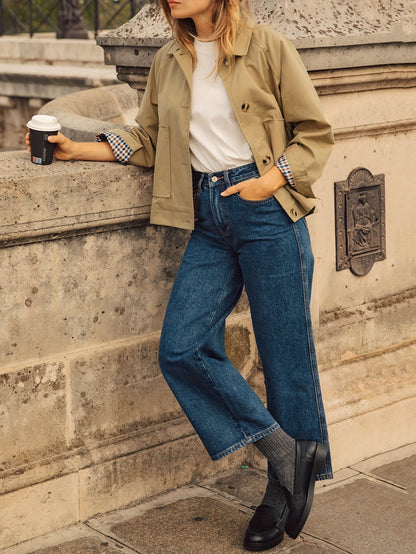 Veste Femme Courte Beige à Boutons Col Chemise & Poches Plaquées