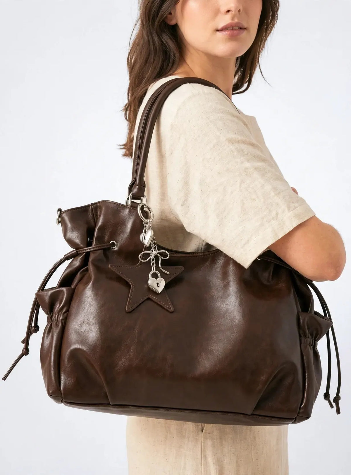 Sac Cabas Femme Marron en Similicuir – Grand Format avec Poches