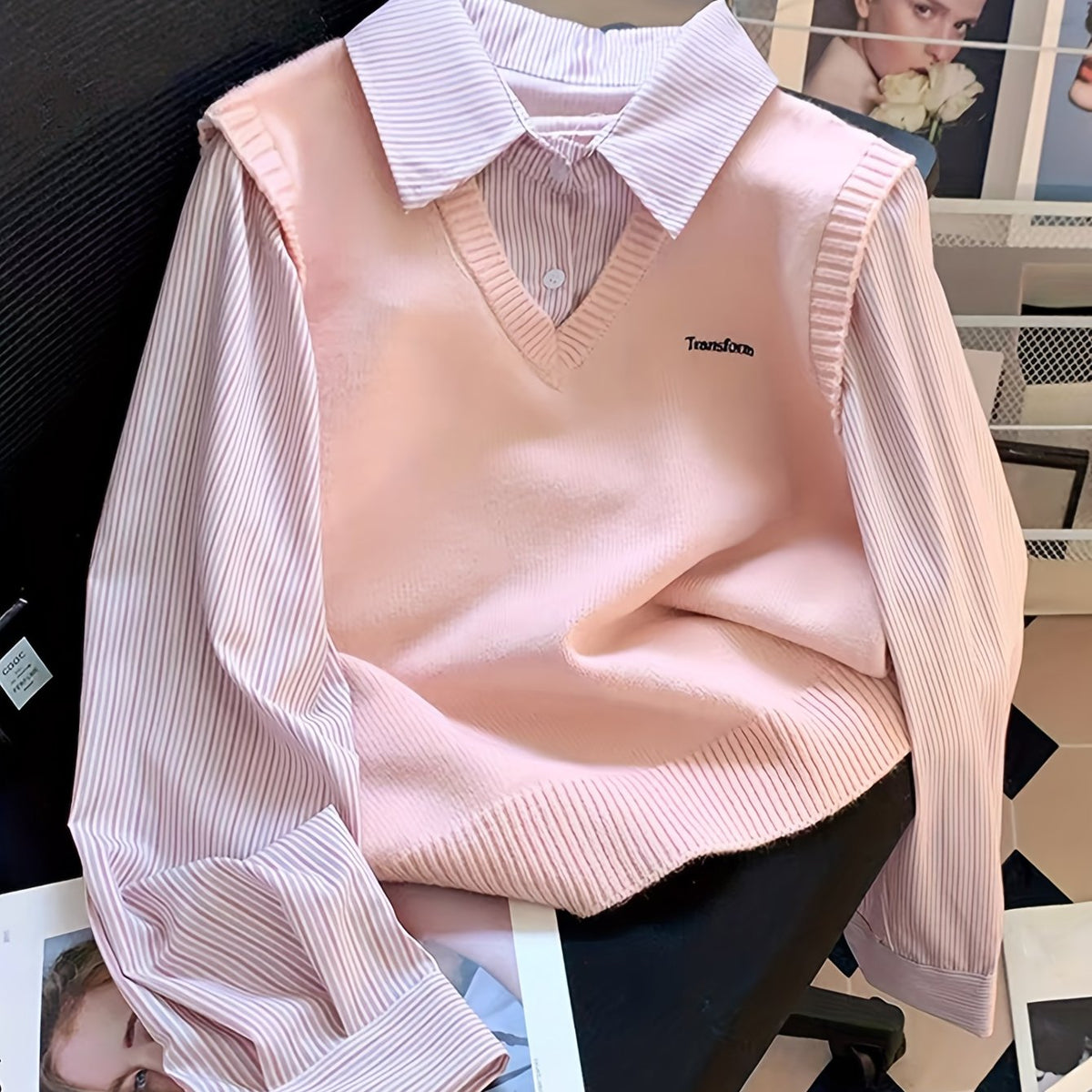 Ensemble 2 Pièces Femme – Chemise Rayée & Gilet en Maille à Col V