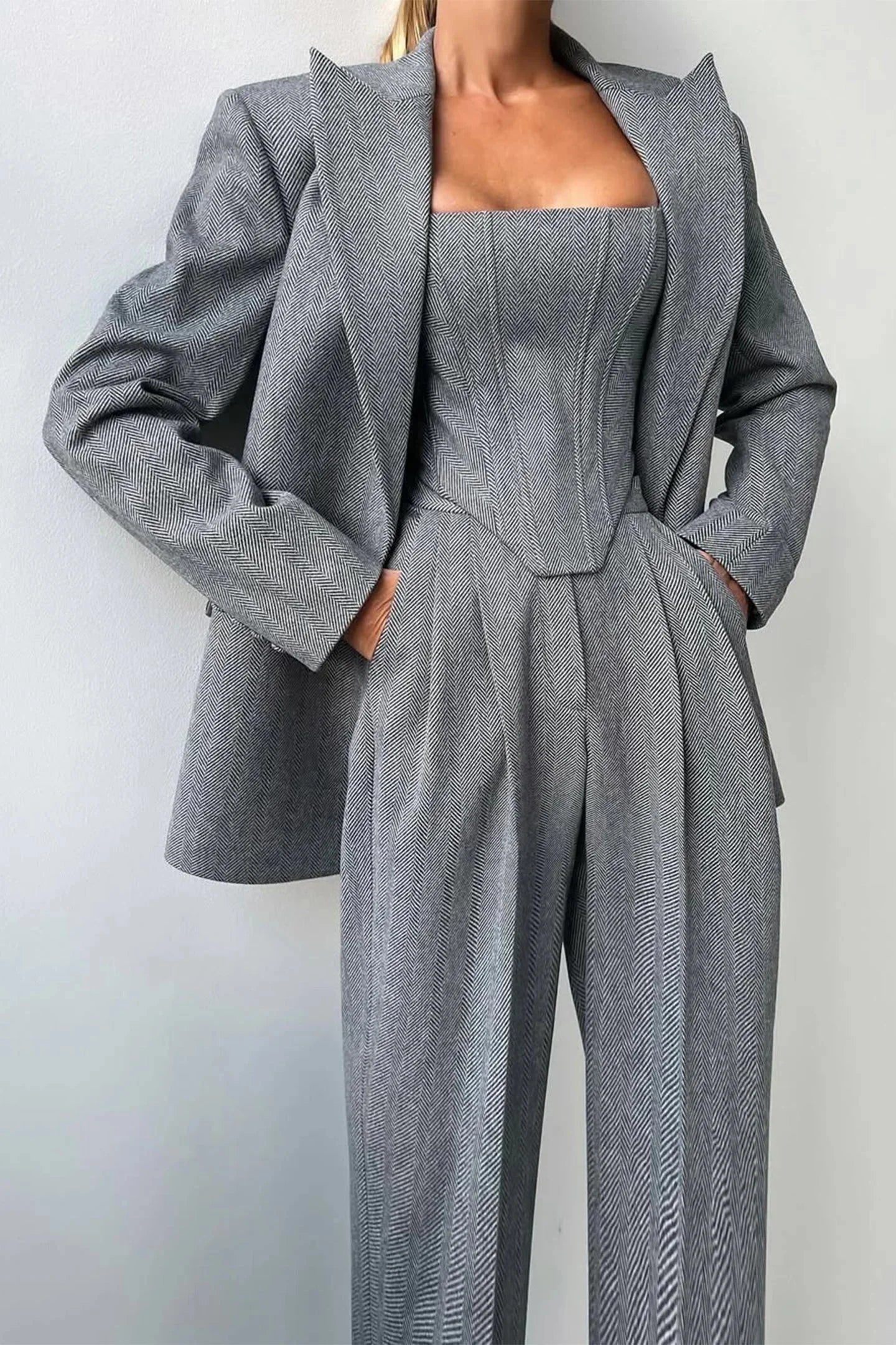 Koriora | Ensemble Blazer & Combinaison Femme — Coupe Structurée & Élégance Professionnelle