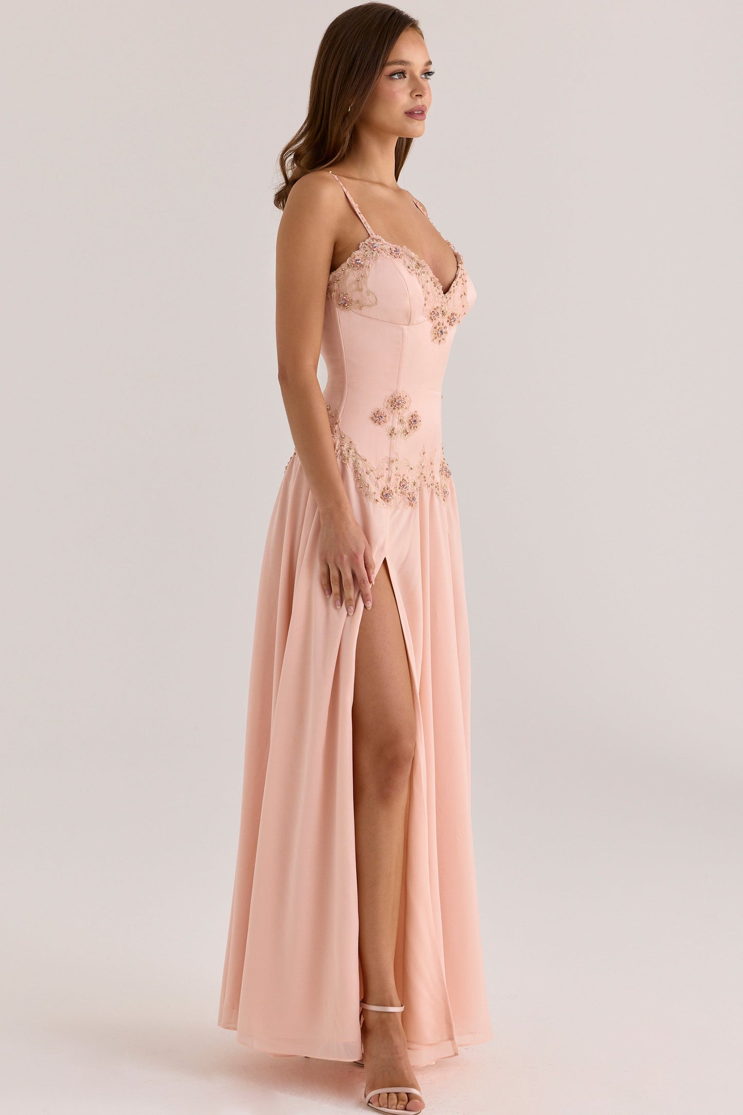 Koriora | Robe Blush Longue Satin Corset Fleurs Brodées