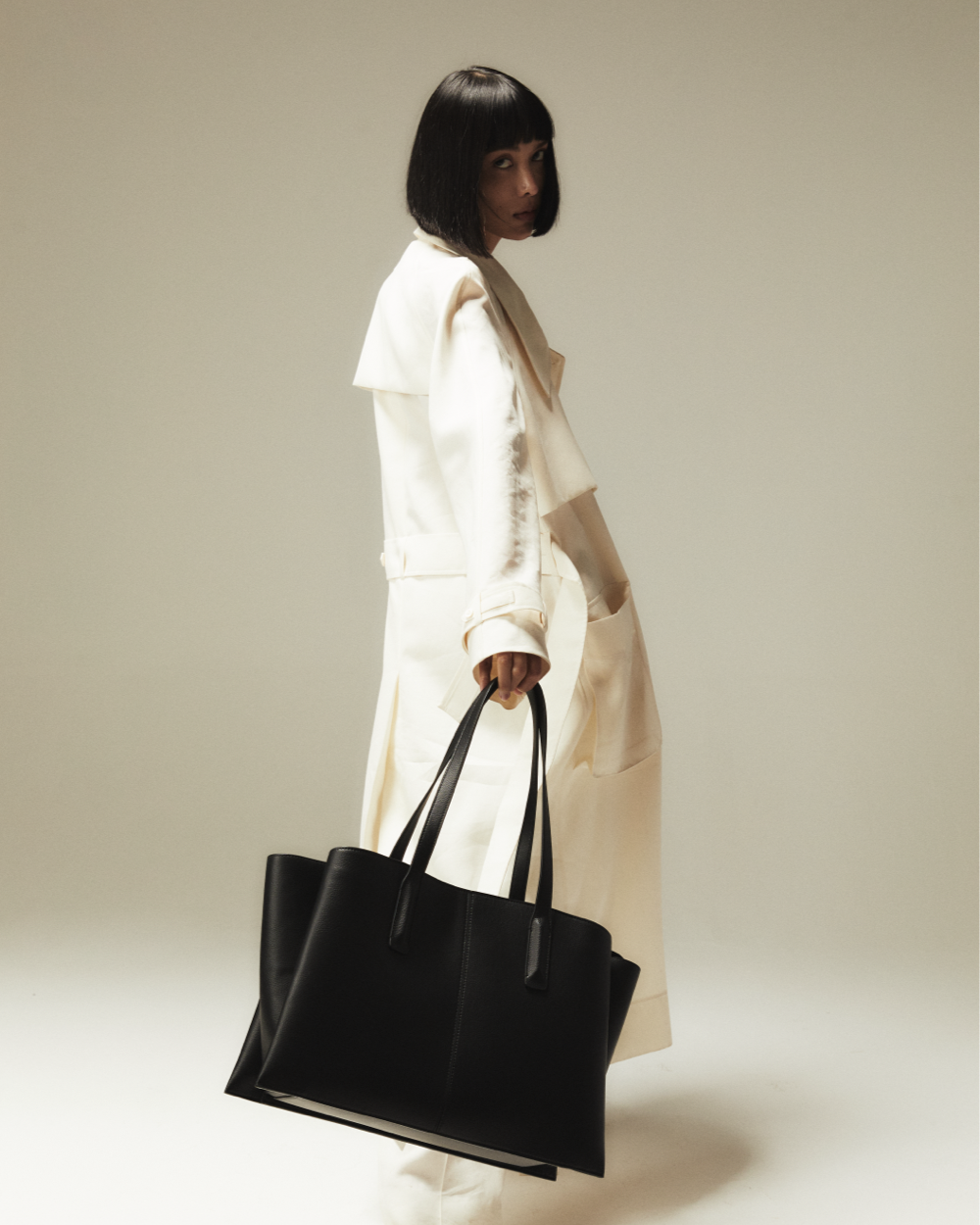 Koriora | Tote Bag Caroline — Design Intemporel & Élégance Fonctionnelle