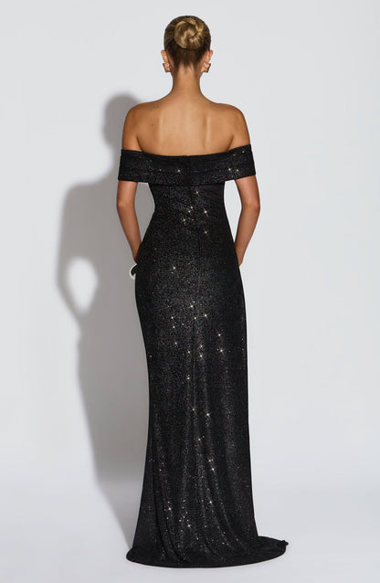 Koriora | Robe Maxi Pailletée Kelly — Bardot Élégant & Fente Haute Glamour