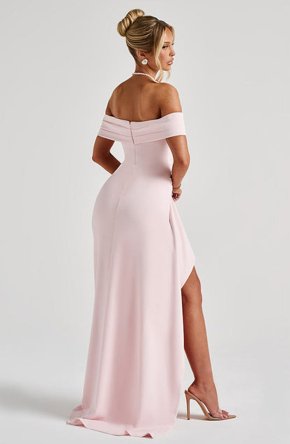 Koriora | Robe Maxi Pailletée Kelly — Bardot Élégant & Fente Haute Glamour