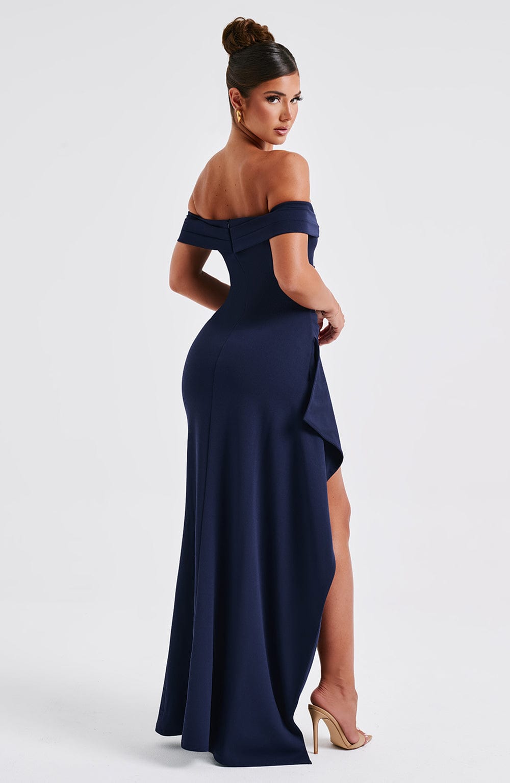 Koriora | Robe Maxi Pailletée Kelly — Bardot Élégant & Fente Haute Glamour