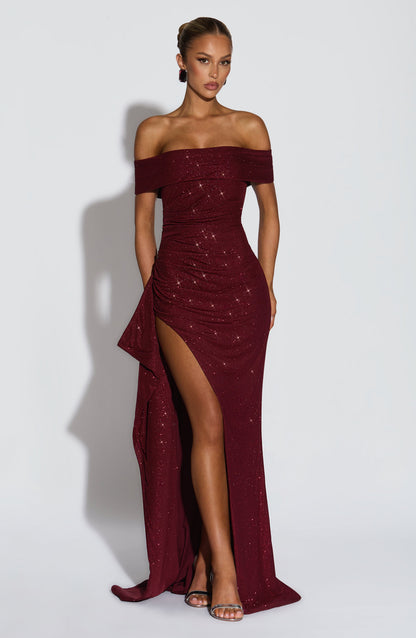 Koriora | Robe Maxi Pailletée Kelly — Bardot Élégant & Fente Haute Glamour