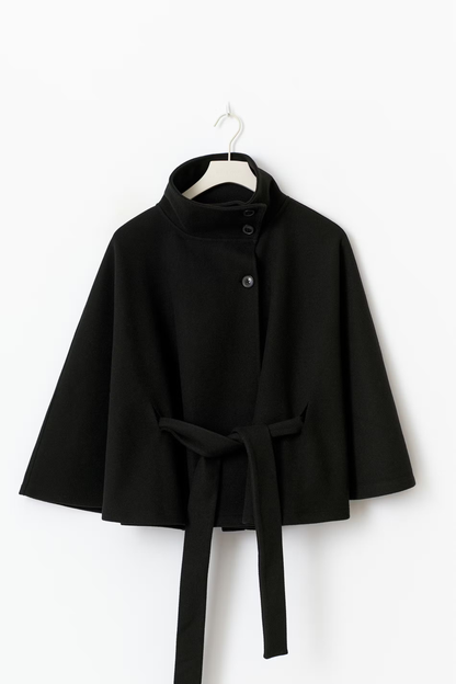 Koriora | Cape Loreza — Cape Femme Élégante & Manteau Mi-Saison Chic Intemporel