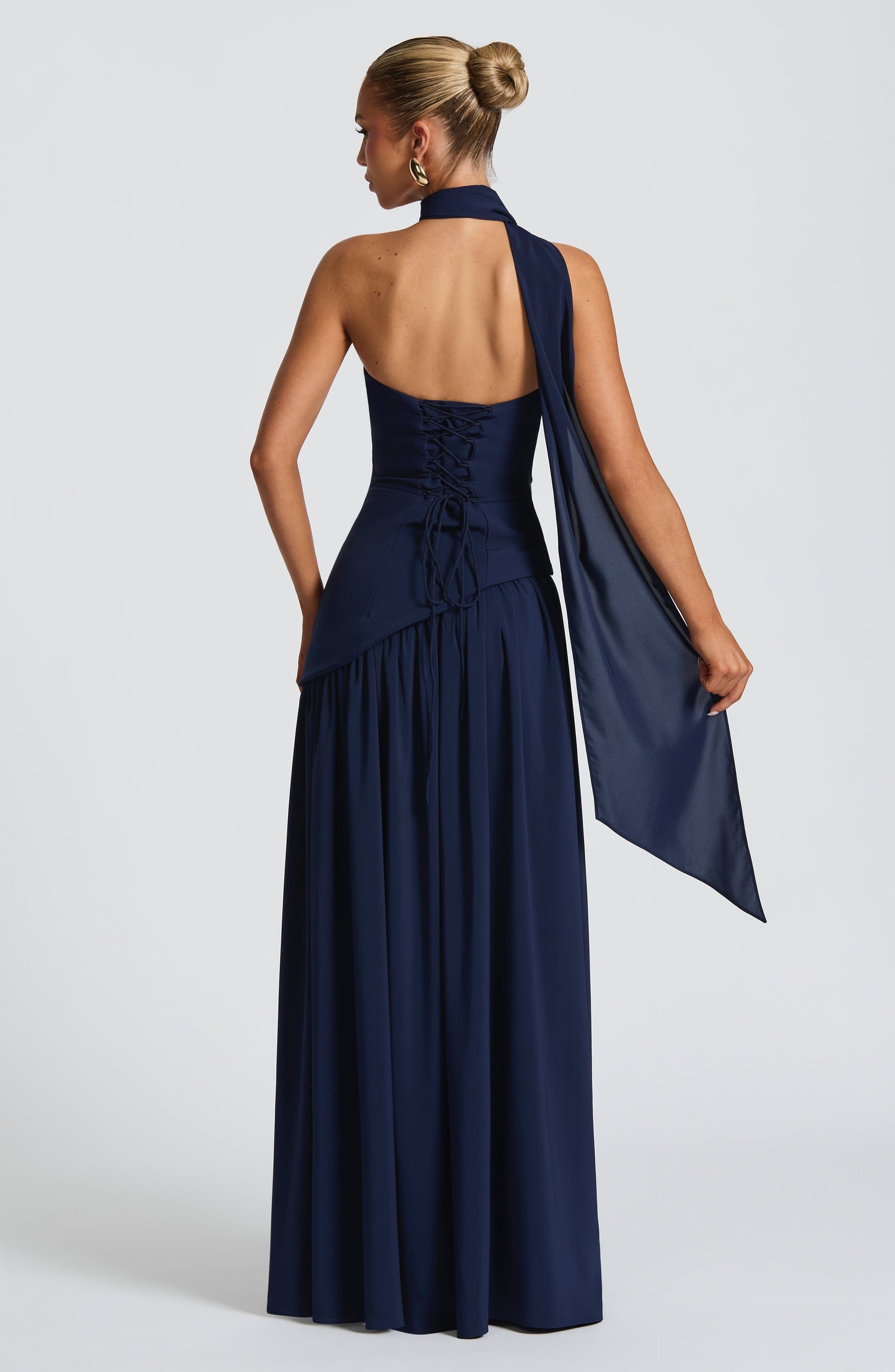 Koriora | Robe longue fendue satinée Twilight Bloom